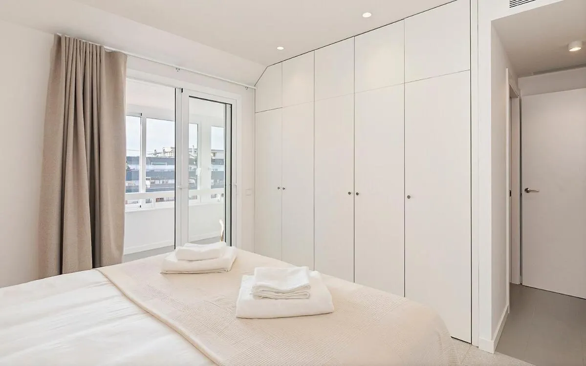 Apartamento Penthouse With Terrace Near Gran Via And Camp Nou Barcelona