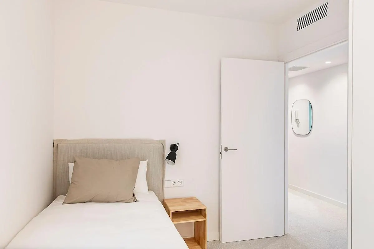 Apartamento Penthouse With Terrace Near Gran Via And Camp Nou Barcelona